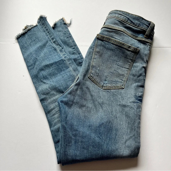 Zara Woman Distressed Jeans Denim Raw Hem High Waisted Skinny Stretch Blue Sz 8 - Picture 2 of 15